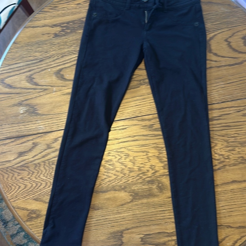 Black jeggings